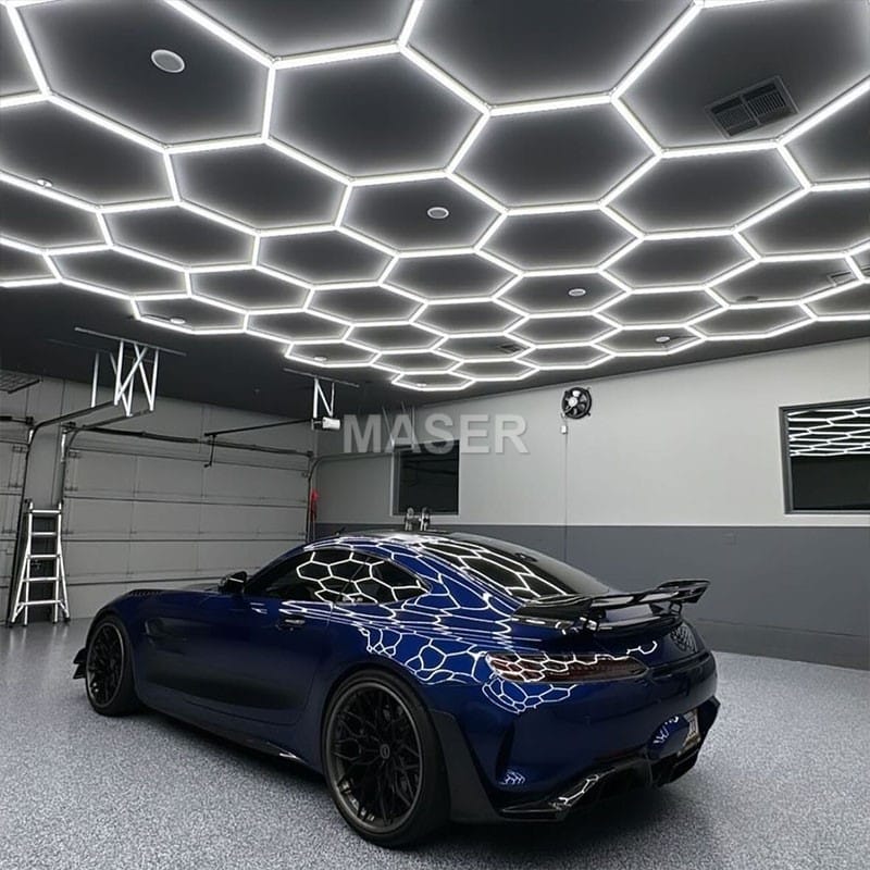 Hexa garage